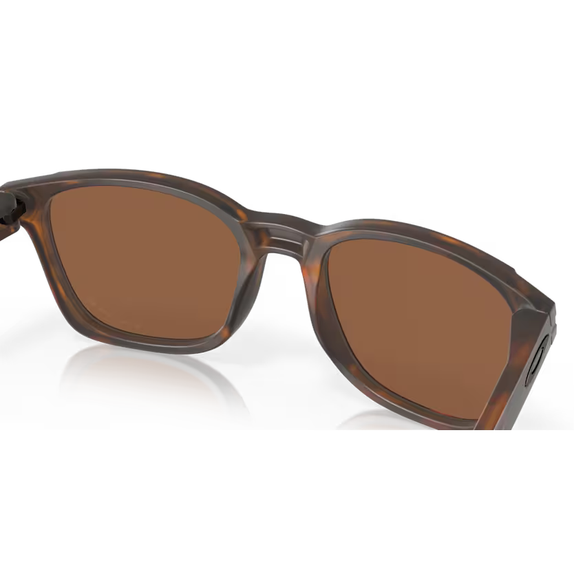 Top right view of oakley objector #color_ matte brown torqoise