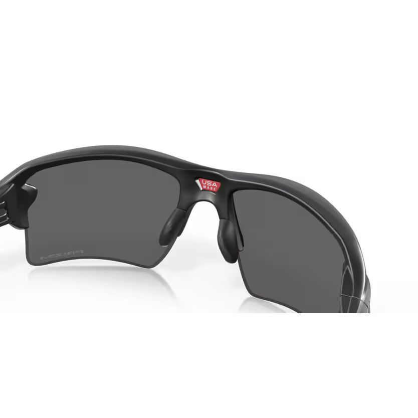 Right view of oakley flake #color_Matte Black/Prizm Black