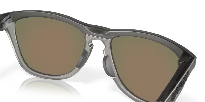 Top right view of oakley thurso #color_ blue steel