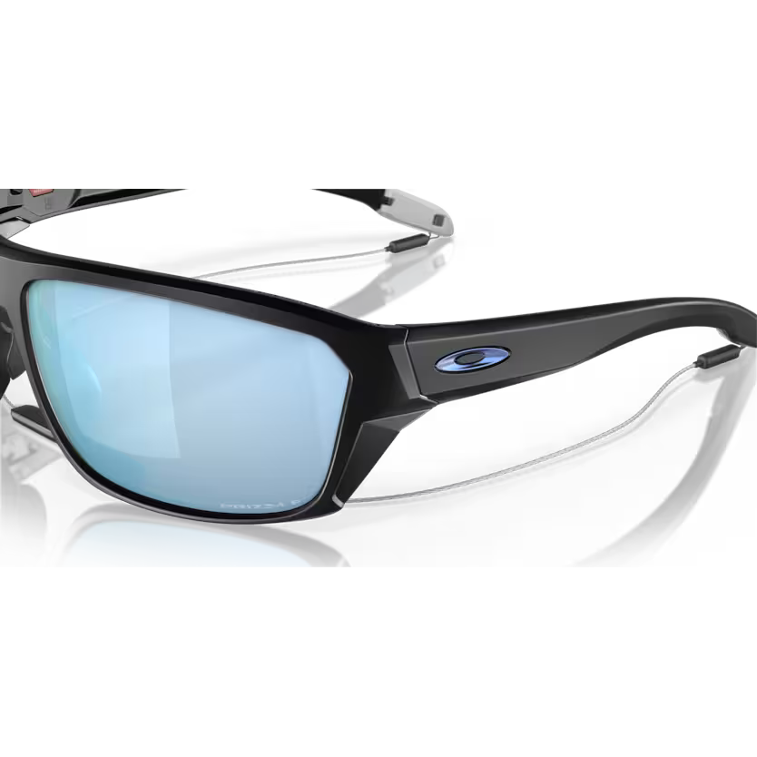Top right view of oakley split shot #color_ matte black