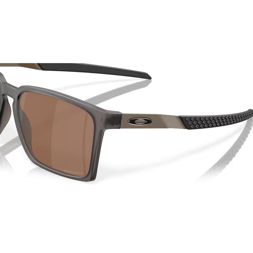 Right view of oakley exchange sun #color_satin grey smoke