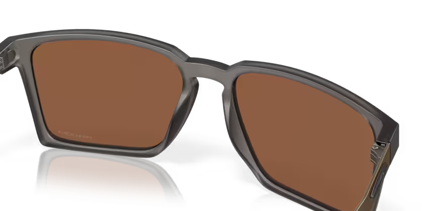 Top right view of oakley exchange sun #color_satin grey smoke