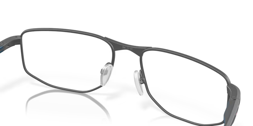 Top right view of oakley addams #color_ satin light steel