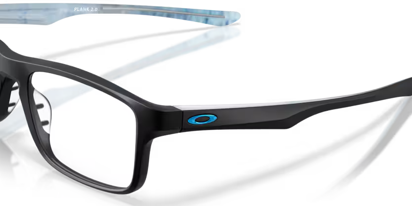 Right view of oakley plank #color__satin black