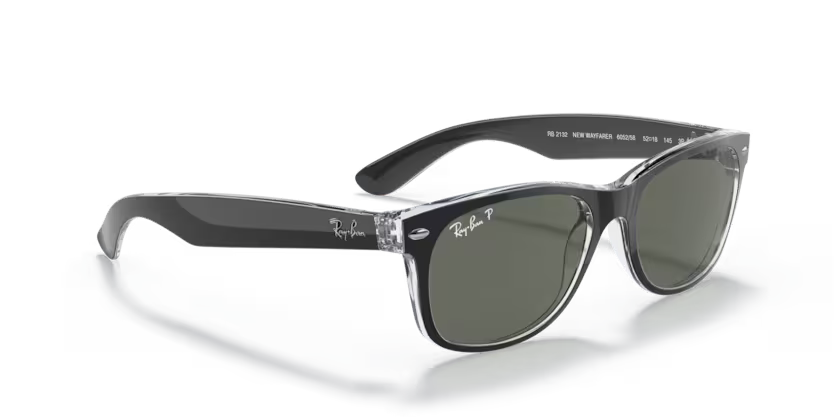 Right view of rayban new wayfarer #color_black on transparent