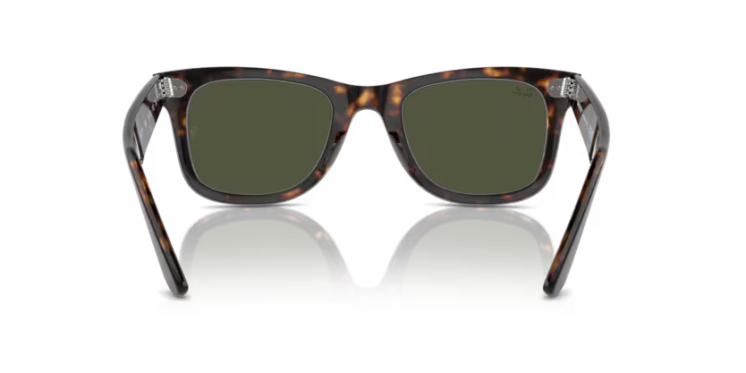 Back view of rayban wayfarer #color_tortoise