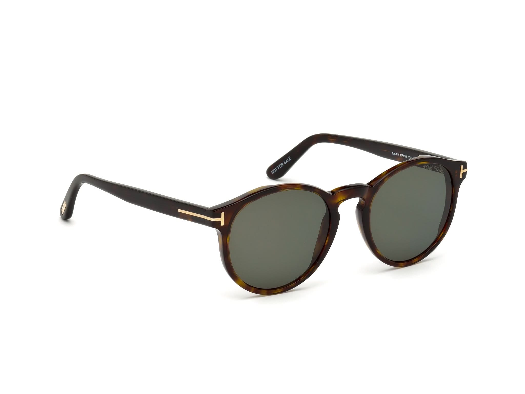 Sunglasses with tortoiseshell frame and dark lenses on a white background#color_dunkel Havana