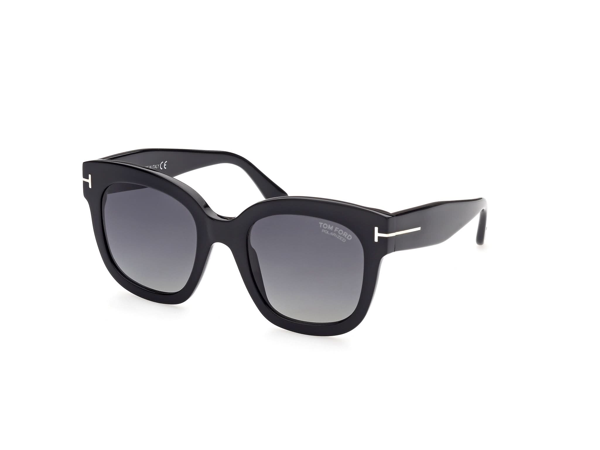 Side Front view of Tom Ford Beatrix 1#color_Shiny Back