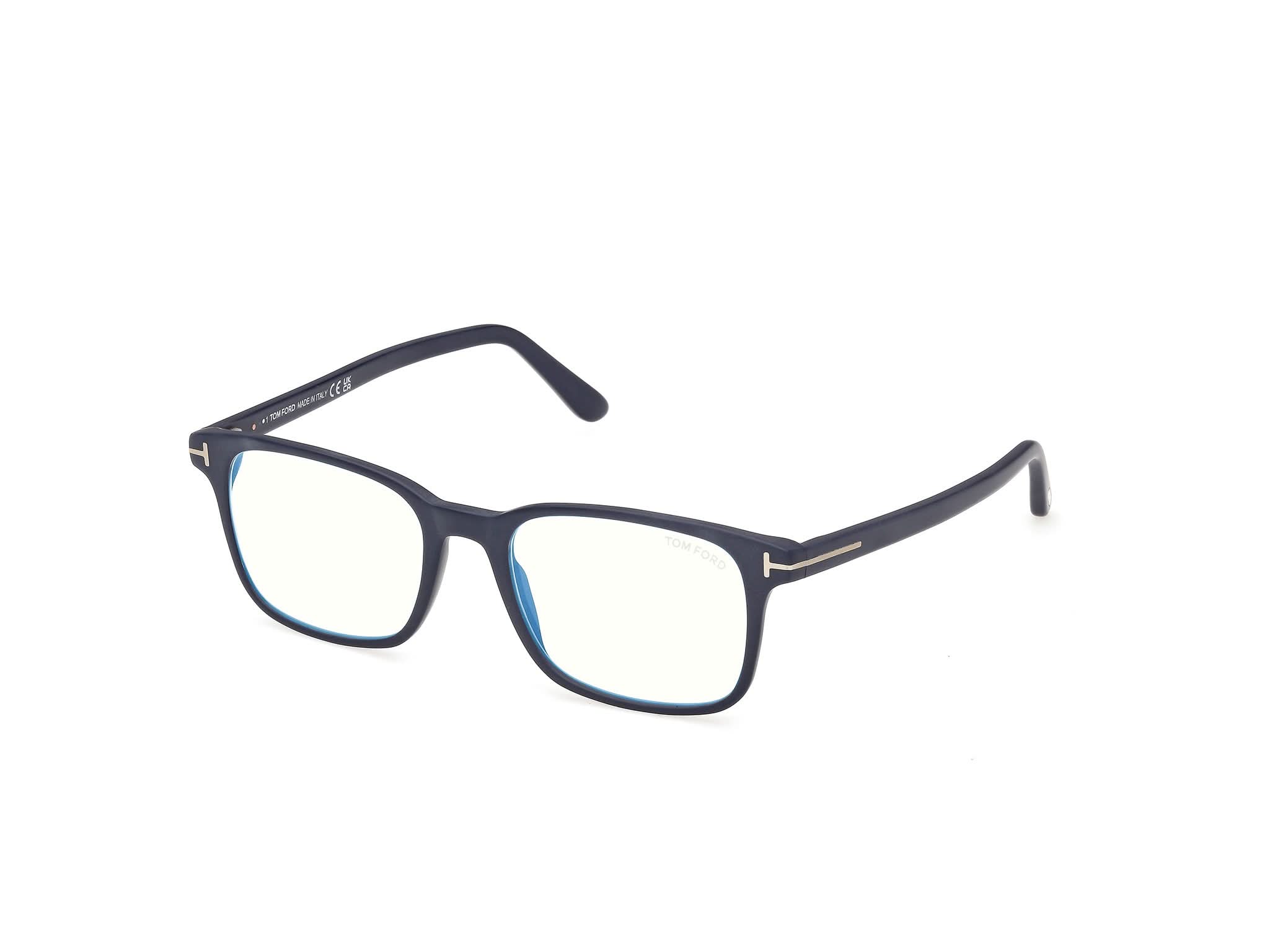 Side View of Tom Ford FT5831 1#color_shiny black