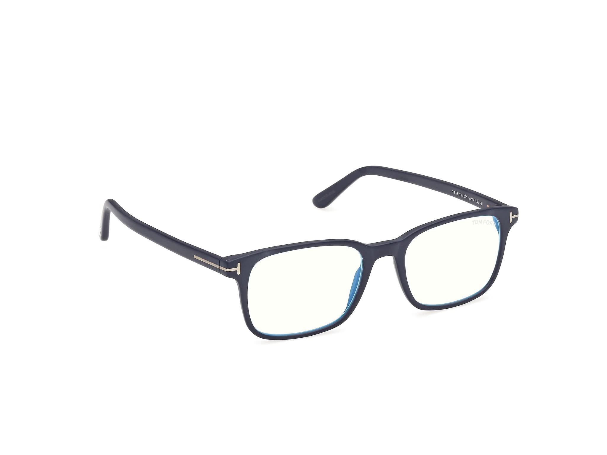Side Front view of Tom Ford FT5831 1#color_shiny black