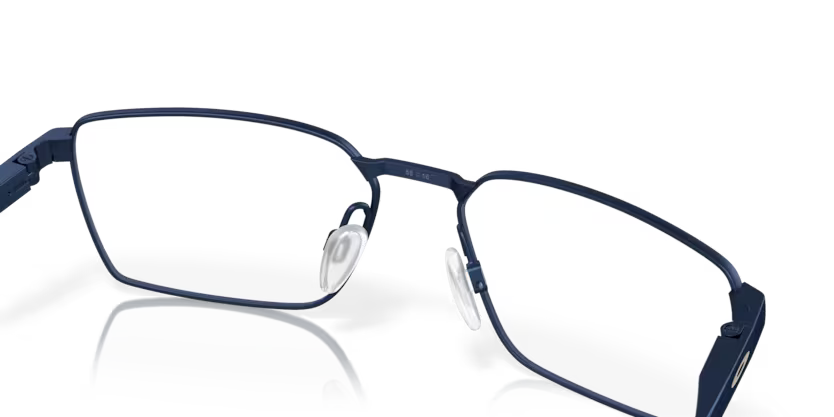 Right view of oakley sway bar #color__matte midnight
