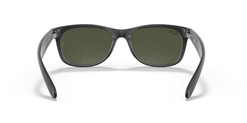 Back view of rayban new wayfarer #color_rubber black