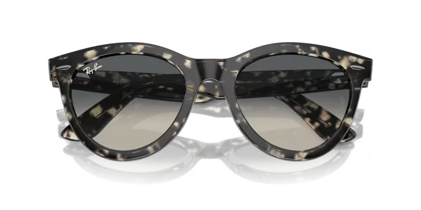 Folded view of rayban wayfarer way #color_grey havana