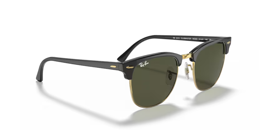 Right view of rayban clubmaster classic #color_black on arista
